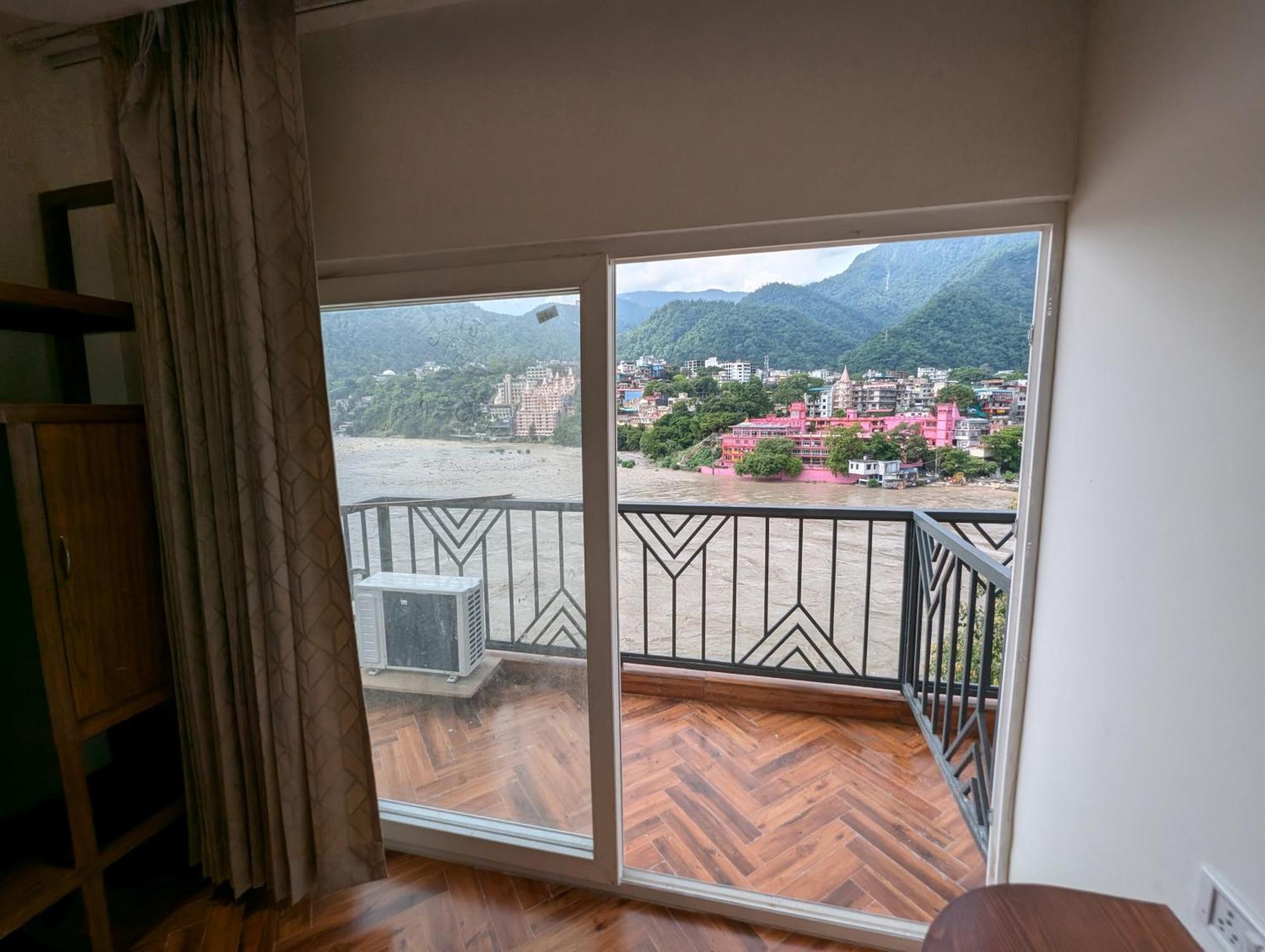 Joey'S By The Ganges Hostel Rishikesh Luaran gambar