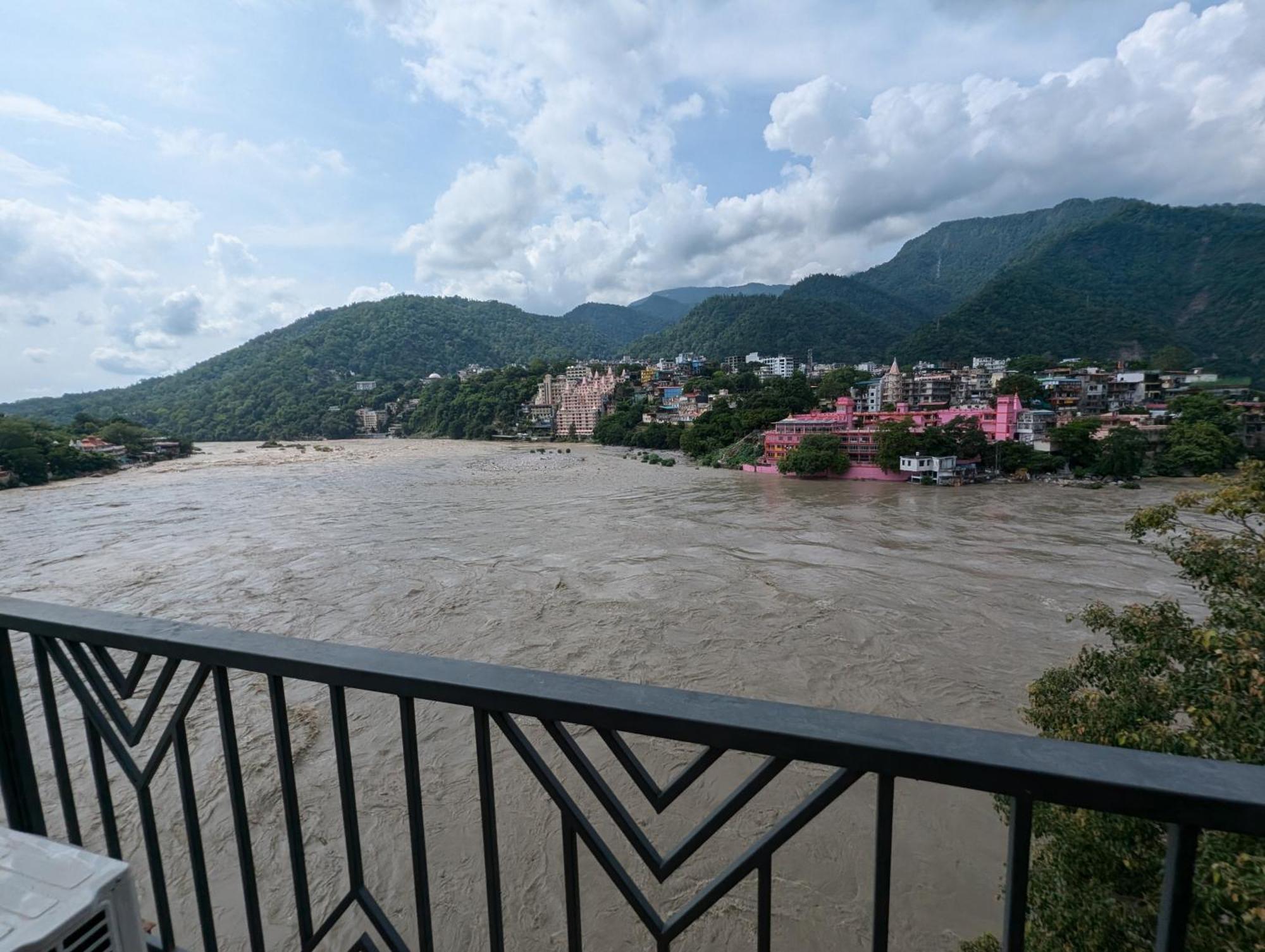 Joey'S By The Ganges Hostel Rishikesh Luaran gambar